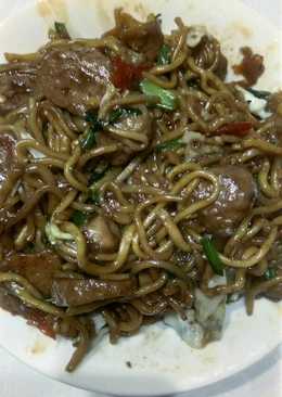 Mie goreng baso cumi extra pedas