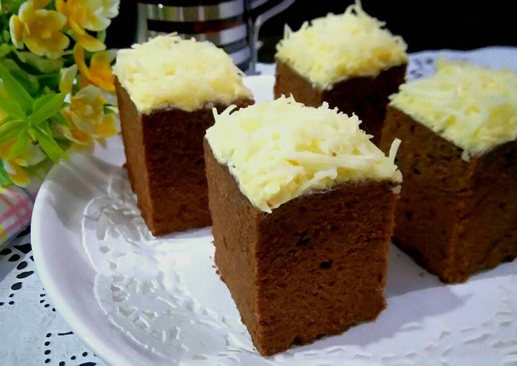 resep lengkap untuk Cake coklat keju