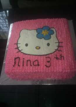 Kue ultah hello kitty (buttercream transfer)