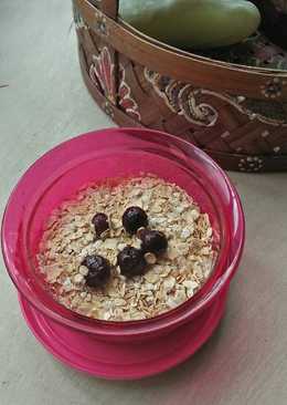 Greek yogurt breakfast bowl(for eat cleaning)