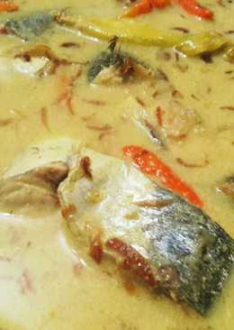 Gulai ikan laut / gule layang