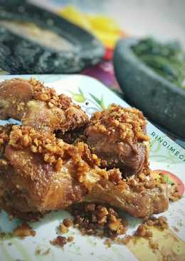 2. Ayam goreng kemiri simpel #BikinRamadanBerkesan