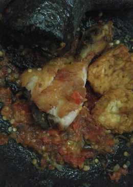 Ayam Tahu Tempe Geprek