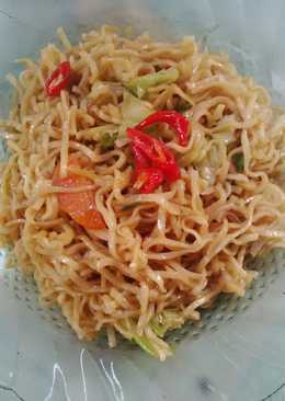 Mie goreng cabe merah