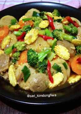 Tumis Sayuran, Baso & Kekian Saus Tiram