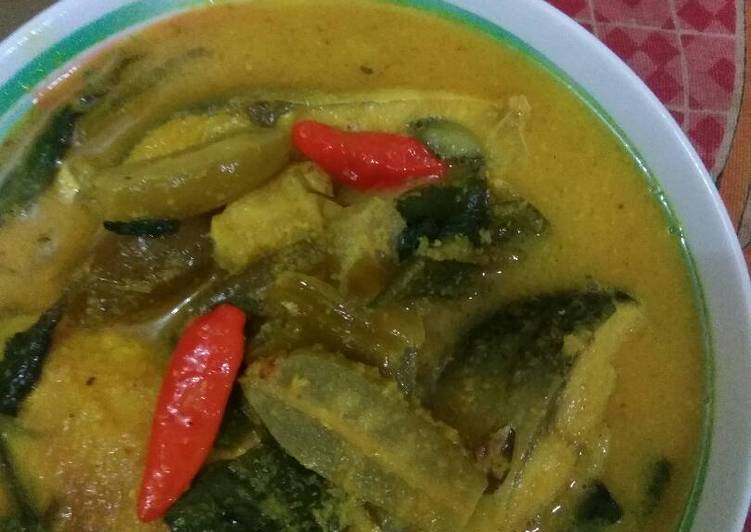 resep makanan Bandeng Asam Kuah Kuning