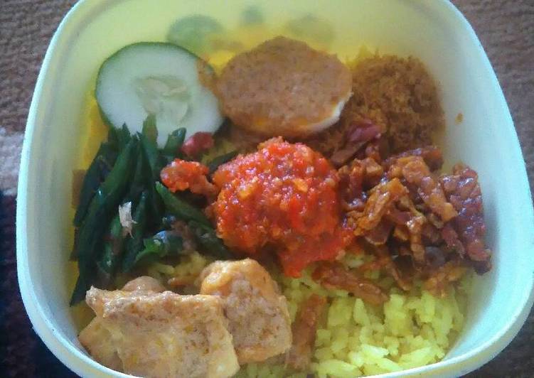 gambar untuk cara membuat Nasi kuning lezat