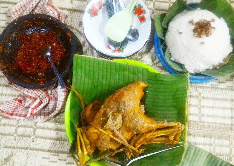 cara membuat Nasi Uduk / Nasi Gurih jogja Uenakk