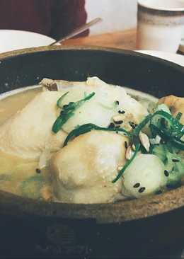 Samgyetang(Chiken Gingseng Soup)