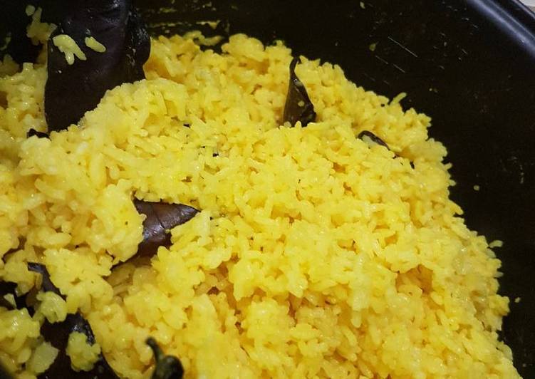 gambar untuk resep Nasi kuning magicom