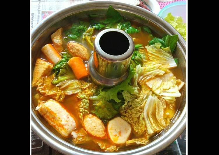 resep makanan Steamboat tomyum