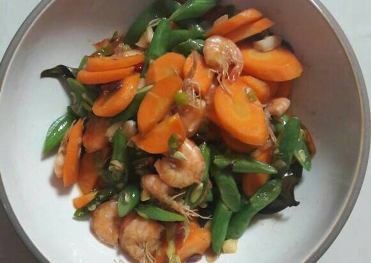 resep masakan Oseng udang wocis (wortel+buncis) oyster sauce