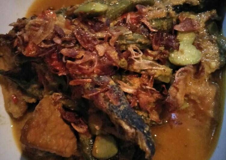 resep lengkap untuk Tongkol bumbu kuning santan pedas