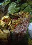 Nasi bakar ikan telur,tempe,terong,dan udang rebon