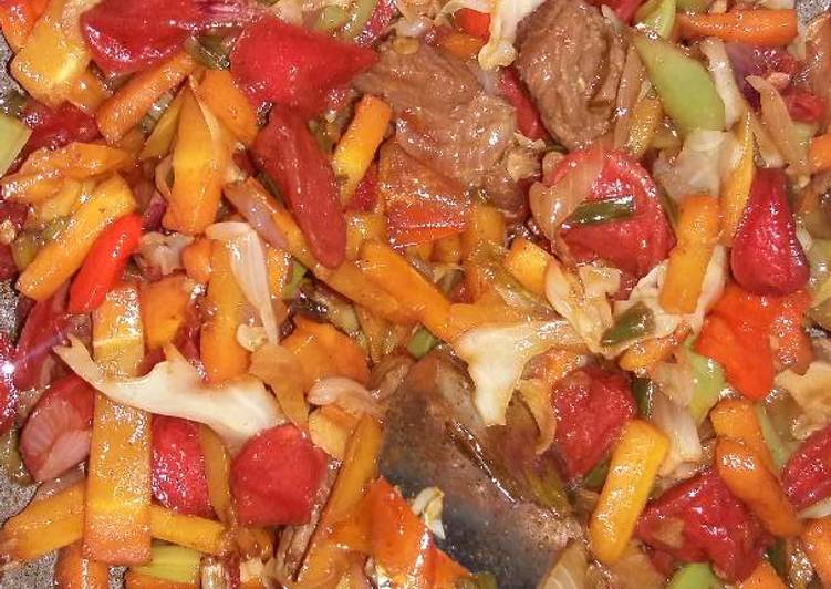 resep makanan Tumis wortel sosis buncis sederhana.