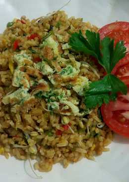 Nasi goreng toge pedas