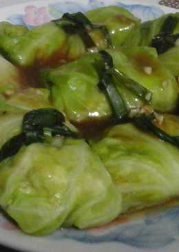 White cabbage roll chicken mince