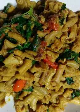 Usus ayam bumbu kuning