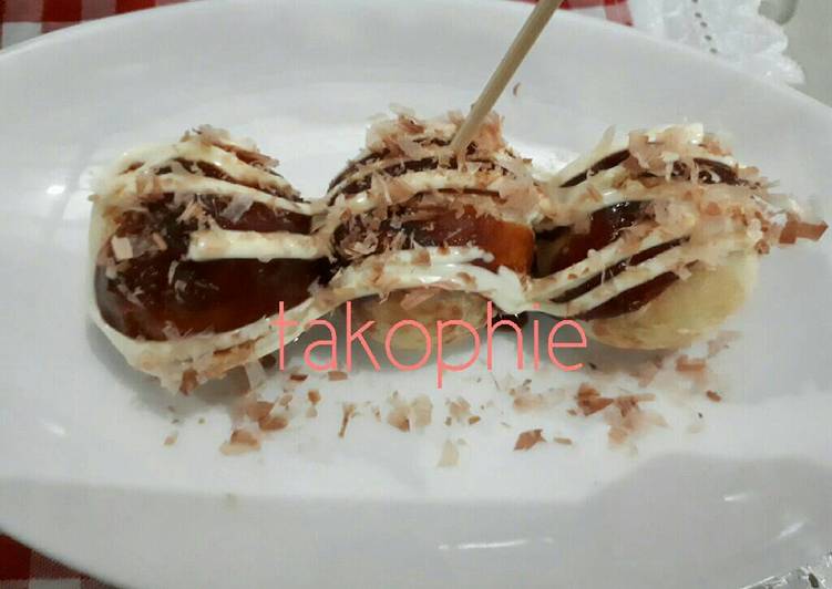 bahan dan cara membuat Takoyaki Takophie