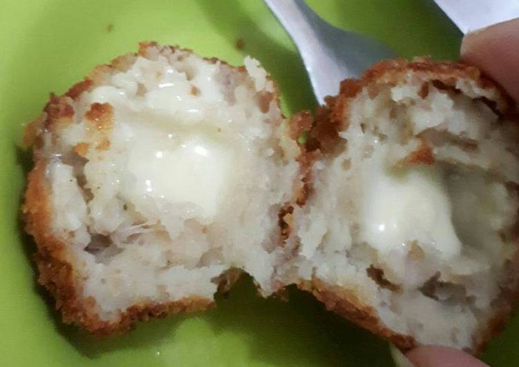 gambar untuk cara membuat Chicken cheese balls (bola ayam keju)