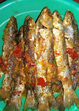 Ikan Belanak Goreng Sambal