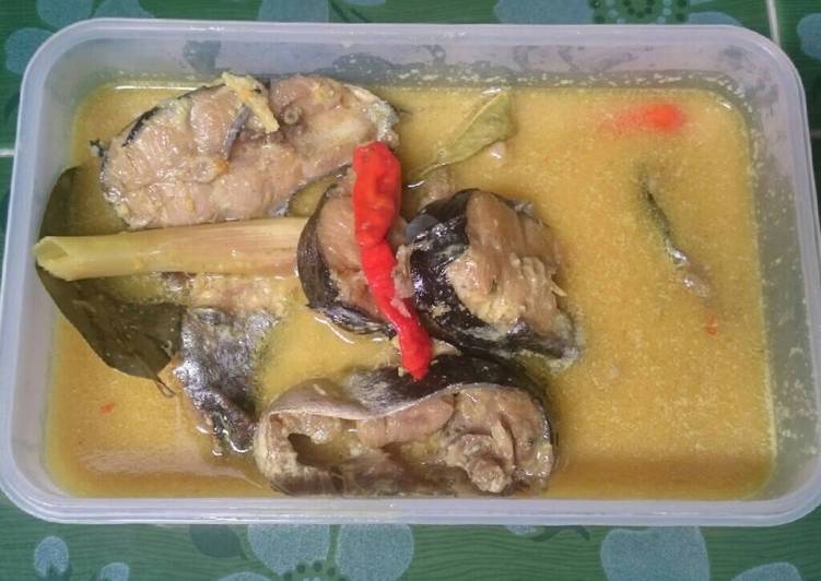 resep makanan Ikan Patin Bumbu kuning