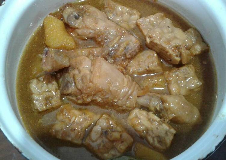 Resep Semur ayam kentang tempe - Indah Purnama
