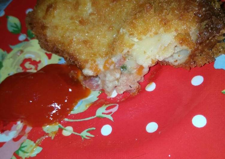 resep lengkap untuk Risoles Ragout Smoked Beef