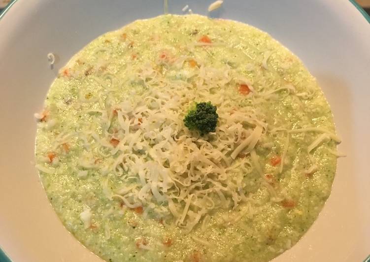 Resep Brokoli cream soup Oleh Reinissa Ramadhani