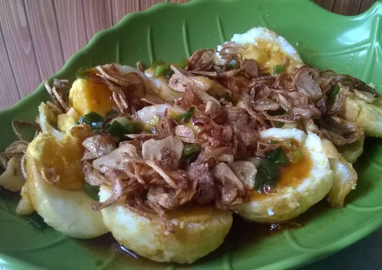 gambar untuk resep makanan Kai Look Keuy (Telur asam manis pedas ala Thailand)