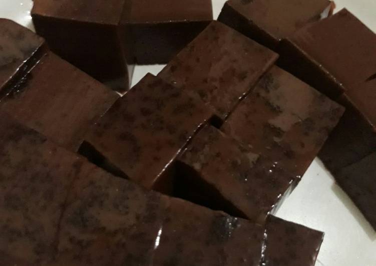 resep makanan Puding Coklat Susu Plus Santan mudah tapi mantaps.