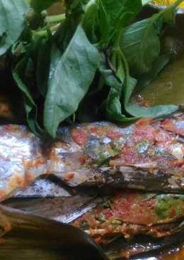 Pepes Ikan Asin Peda