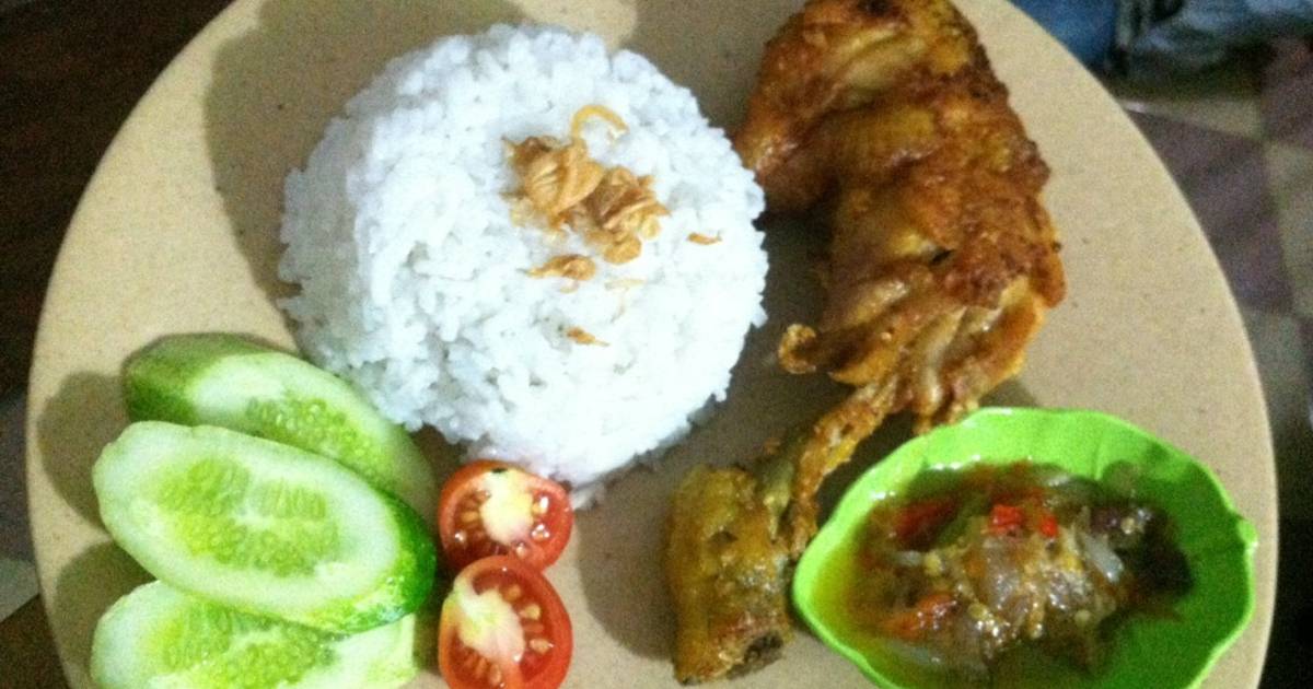  Resep  Ayam  Goreng Sambel  Bawang oleh BunjiBunjen Cookpad