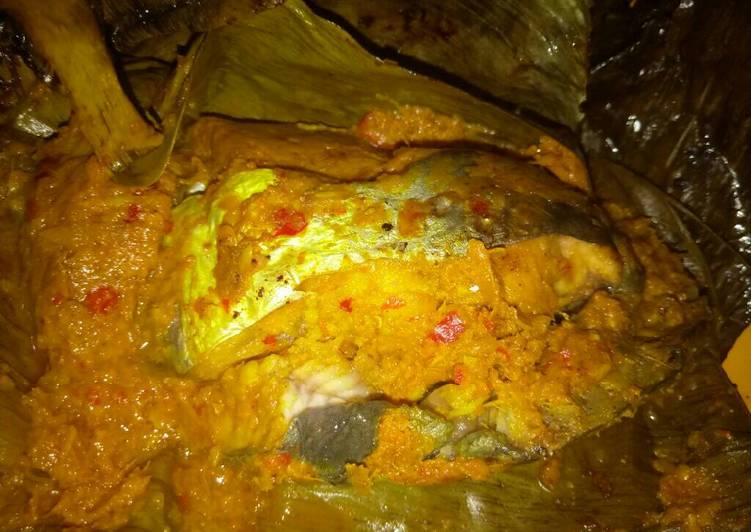 gambar untuk cara membuat Pepes Patin Tempoyak