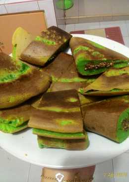 Martabak Manis Pandan Kacang