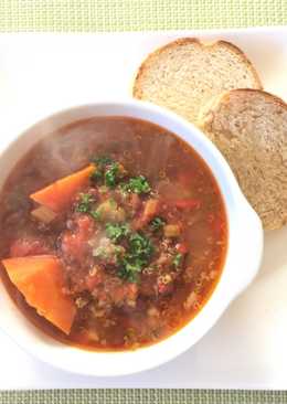 Tomato Beef Soup with Quinoa & Red Beans