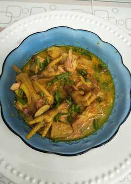 Gulai nangka plus ceker