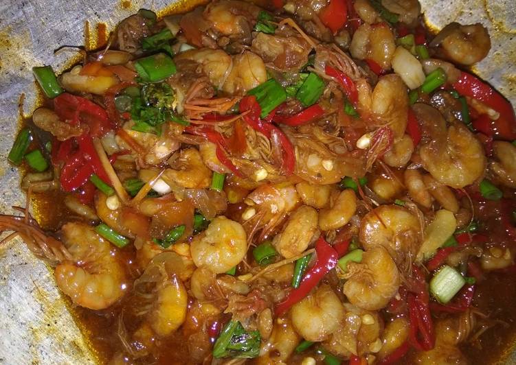 bahan dan cara membuat Udang Asam Manis