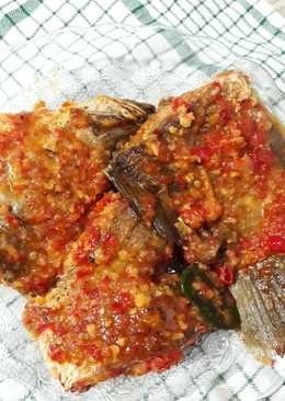 1. Ikan Kakap Bumbu Balado