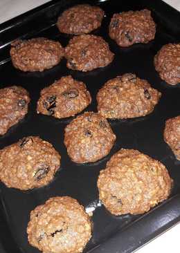 Raisin oatmeal cookies