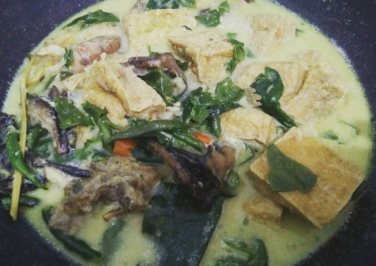 gambar untuk resep Mangut Ikan Pe Daun So