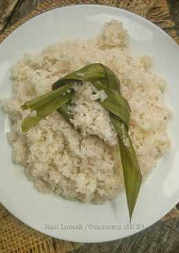 Nasi Lamak/silomak (ketan)