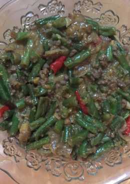 Buncis daging cincang saus telur asin