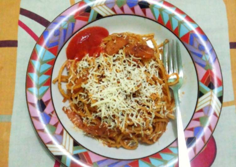 resep masakan Spaghetti Bolognese Sosis Keju