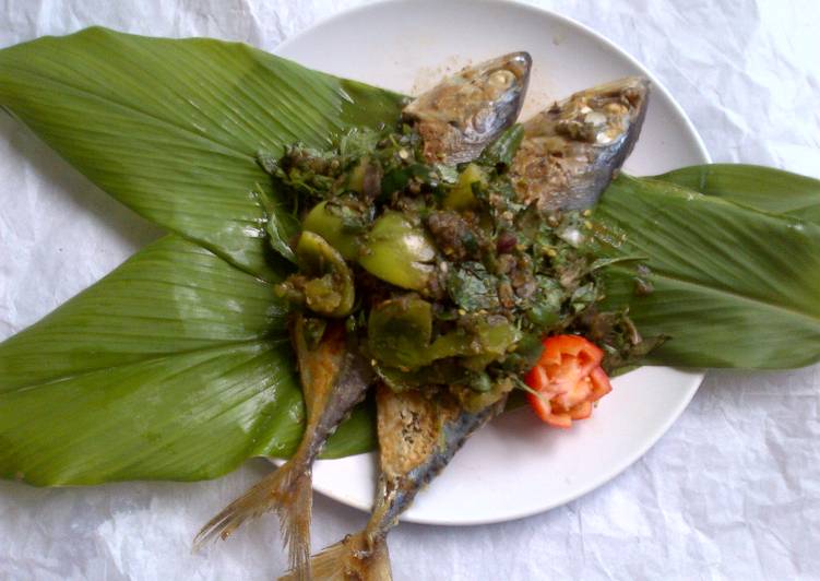 Peda Asin Panggang Sambel Cibiuk + Tips Milih Peda Asin foto resep utama