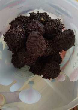 Bola-bola coklat