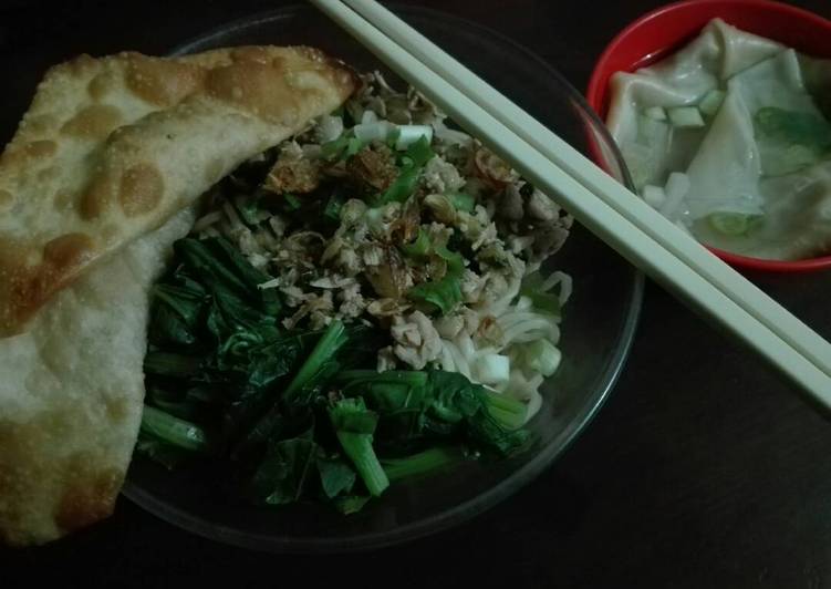 resep makanan Mie Ayam Pangsit