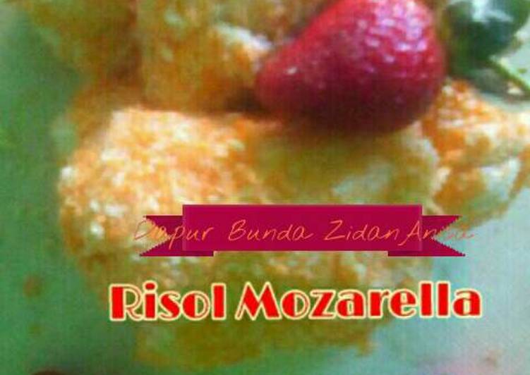 gambar untuk cara membuat Risol Mozarella isi salad sederhana