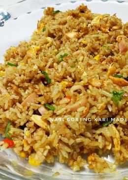 Nasi goreng kari