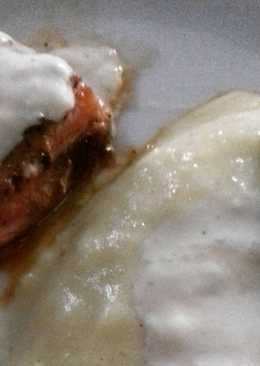 Grill Salmon n Mashed Potato with cream cheese sauce (simple)